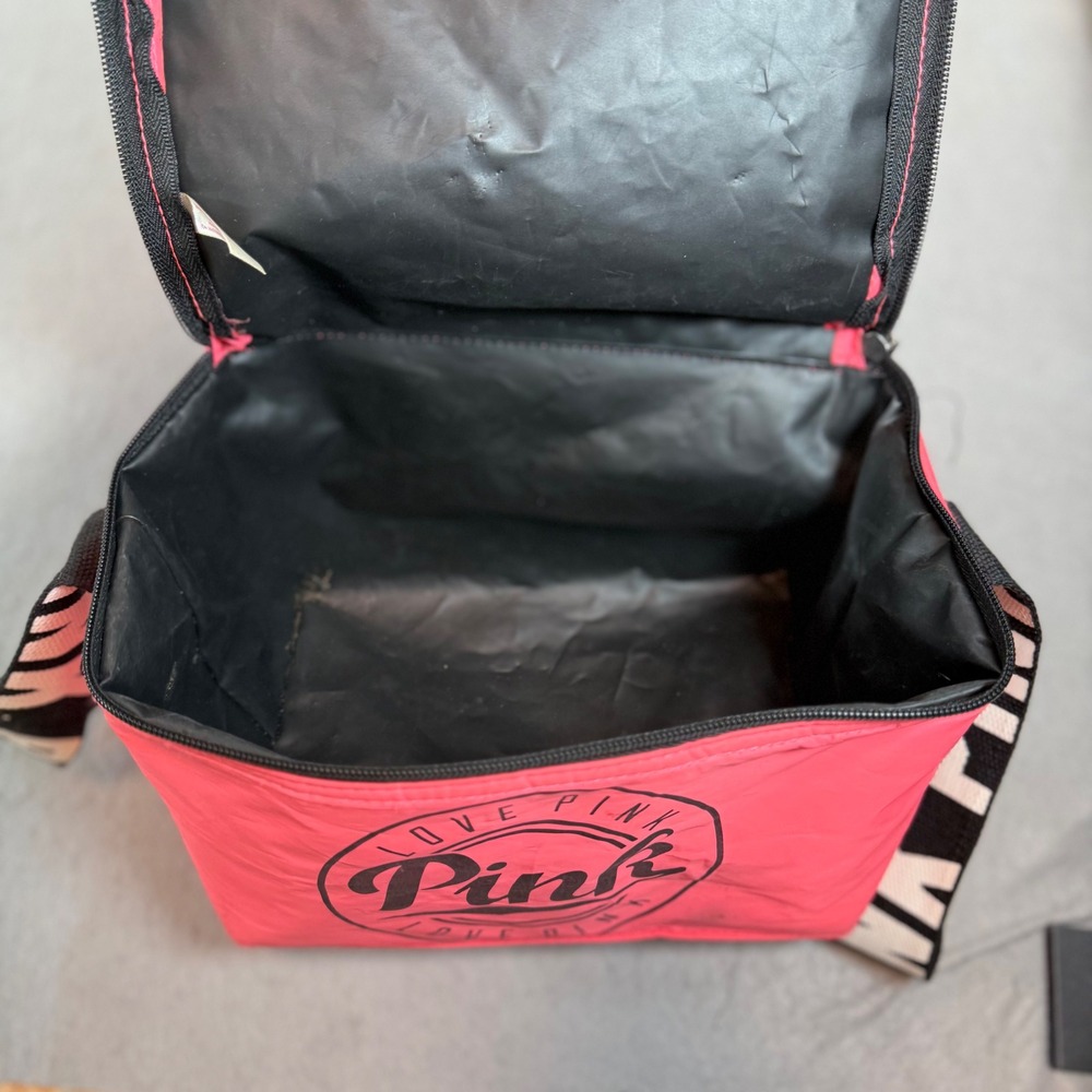 PINK Victoria's Secret Insulated Lunch Bag Cooler Neon Pink Logo Strap - Picture 4 of 5